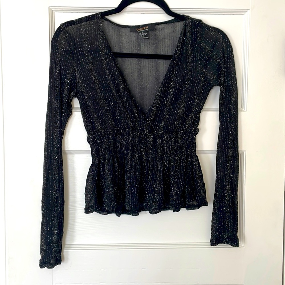 Adorable Sparkly Mesh Crop Top!